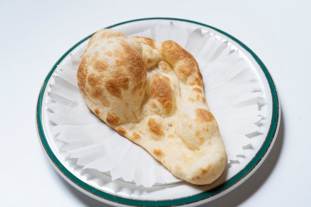 Naan 1 Piece (100g*1) / ナン 1枚（100g 冷凍 / Frozen）